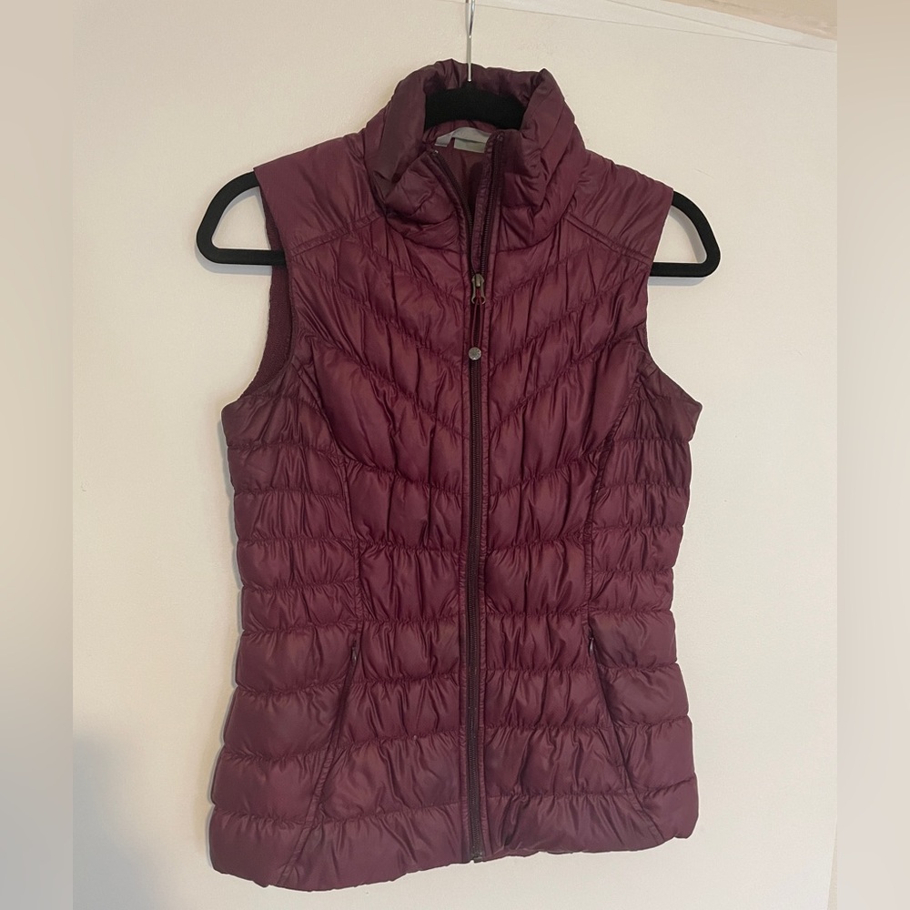 Athleta vest